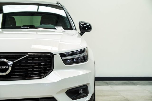 2021 Volvo XC40 T5 AWD R-Design - 23043225 - 3