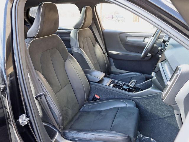 2021 Volvo XC40 T5 AWD R-Design - 22985918 - 19