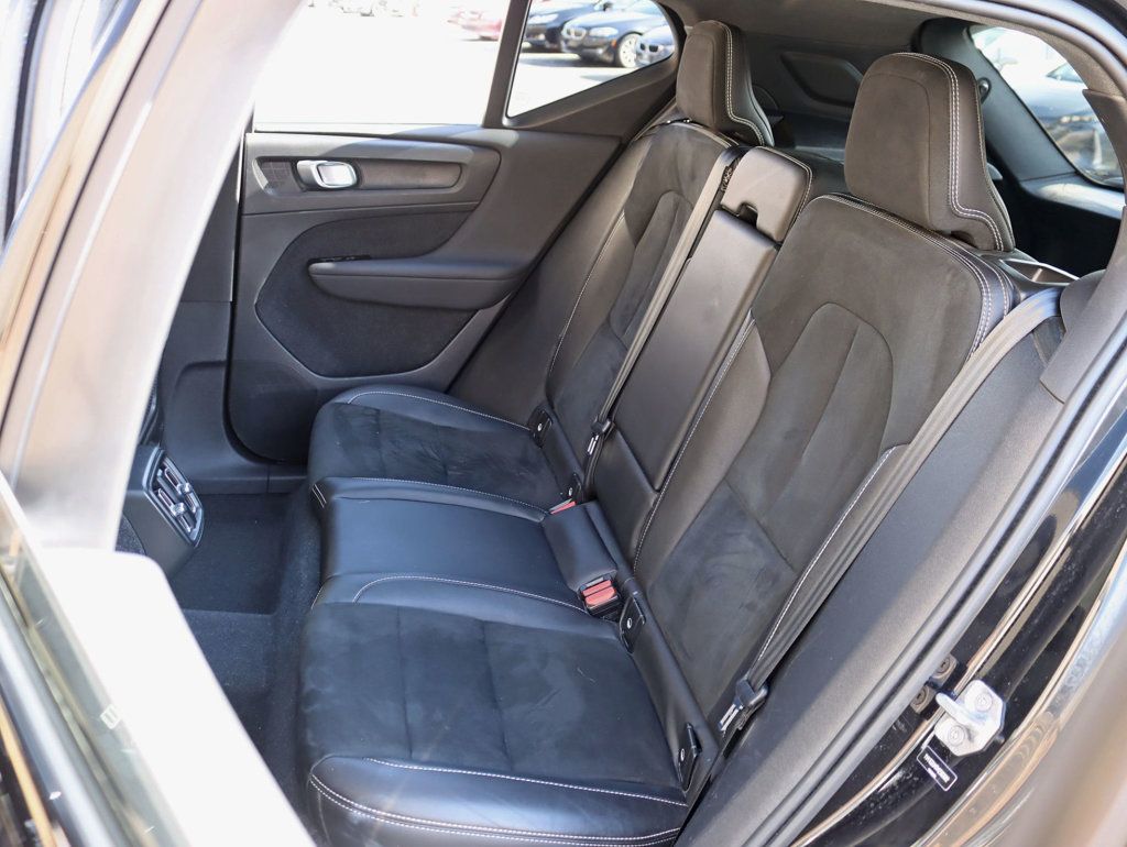 2021 Volvo XC40 T5 AWD R-Design - 22985918 - 20
