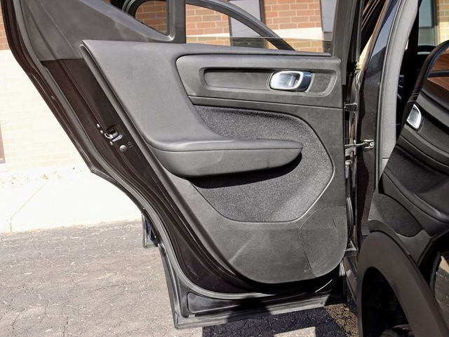 2021 Volvo XC40 T5 AWD R-Design - 22985918 - 25