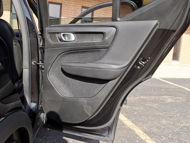 2021 Volvo XC40 T5 AWD R-Design - 22985918 - 26