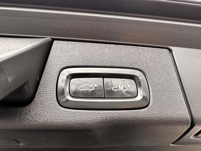 2021 Volvo XC60 T5 AWD Momentum - 22380734 - 6