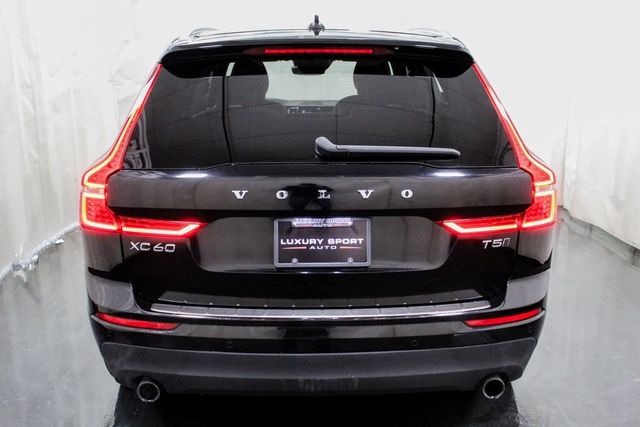 2021 Volvo XC60 T5 AWD Momentum Premium Climate Advanced Pkg - 22705681 - 3