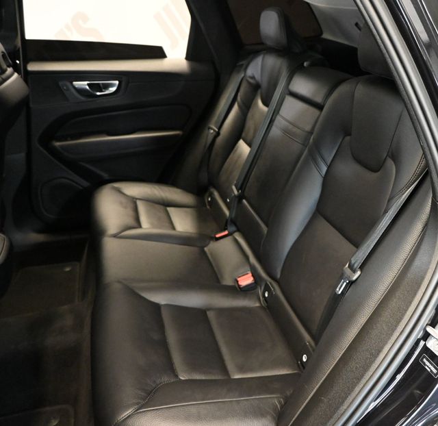 2021 Volvo XC60 T5 FWD Momentum - 23100091 - 16