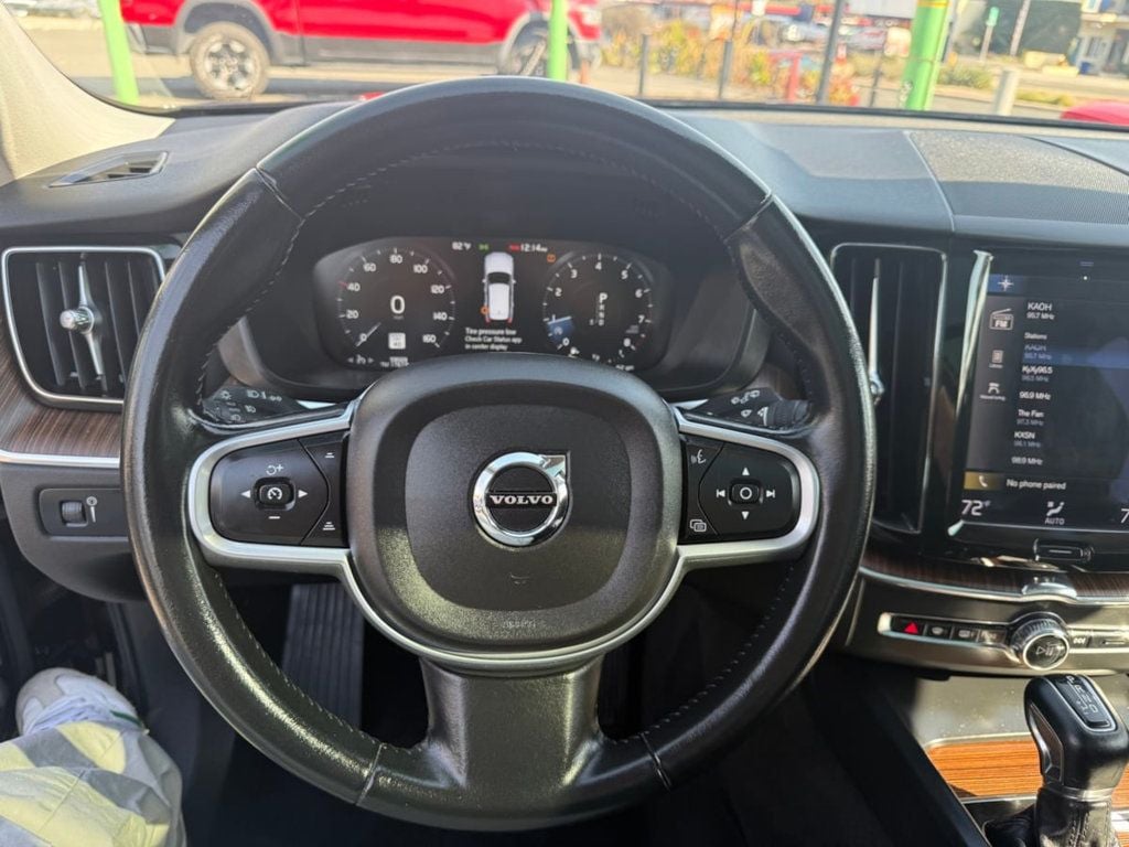 2021 Volvo XC60 T5 FWD Momentum - 22753193 - 20