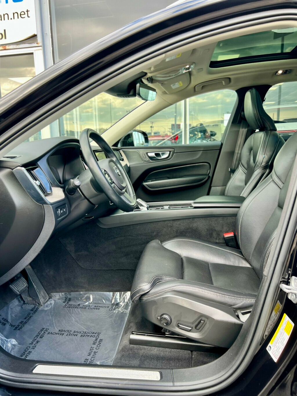 2021 Volvo XC60 T8 RECHARGE INSCRIPTION - 22937830 - 16