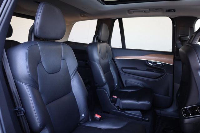 2021 Volvo XC90 Momentum - 23029140 - 29