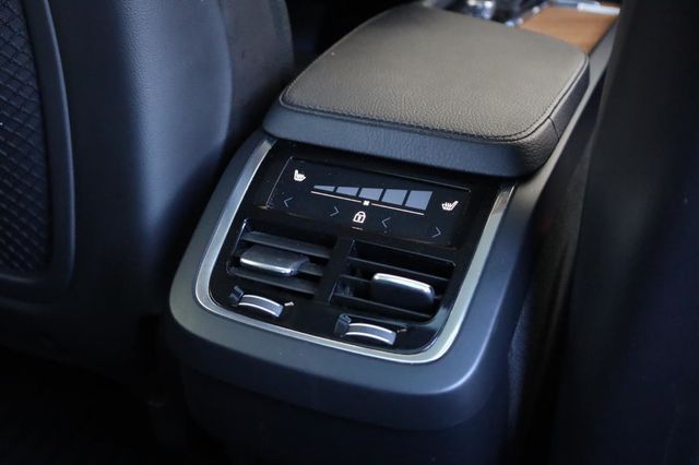 2021 Volvo XC90 Momentum - 23029140 - 42
