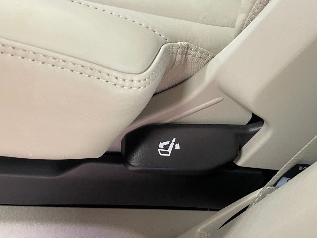 2021 Volvo XC90 Recharge T8 eAWD PHEV Inscription 6P - 23093813 - 18