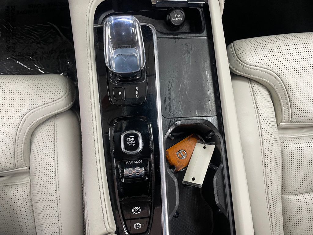 2021 Volvo XC90 Recharge T8 eAWD PHEV Inscription 6P - 23093813 - 31