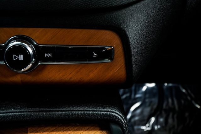 2021 Volvo XC90 Recharge T8 eAWD PHEV Inscription Expression 7P - 22936636 - 22