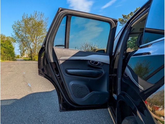 2021 Volvo XC90 T5 AWD Momentum 7P - 23017525 - 10