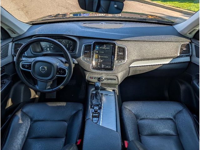 2021 Volvo XC90 T5 AWD Momentum 7P - 23017525 - 26