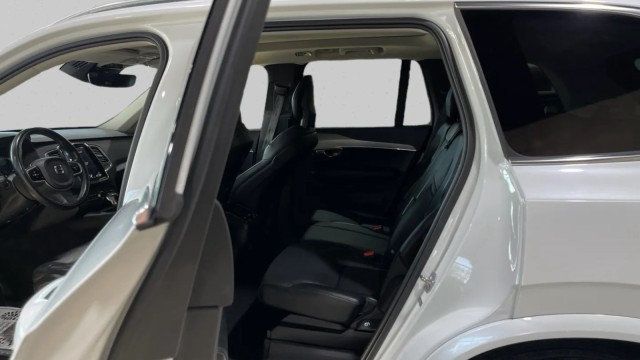2021 Volvo XC90 T5 FWD Momentum 7P - 22984886 - 10