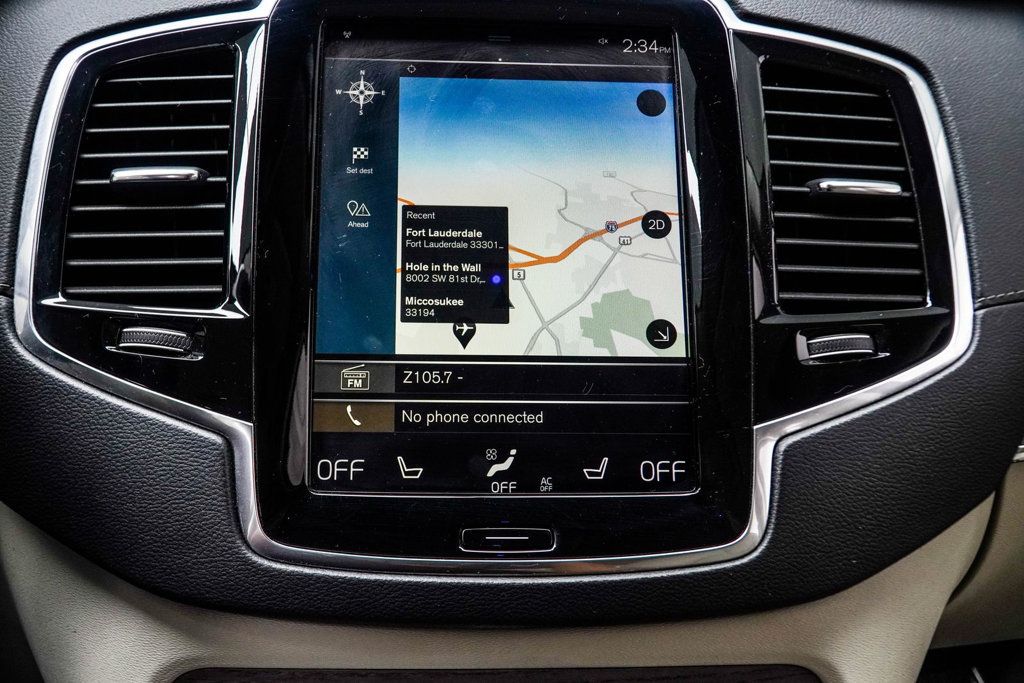 Volvo XC90 photo 26