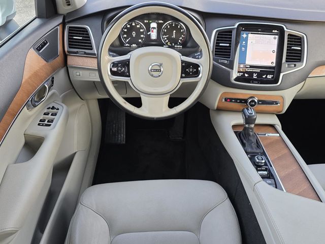 2021 Volvo XC90 T6 AWD Momentum 6P - 23007984 - 10