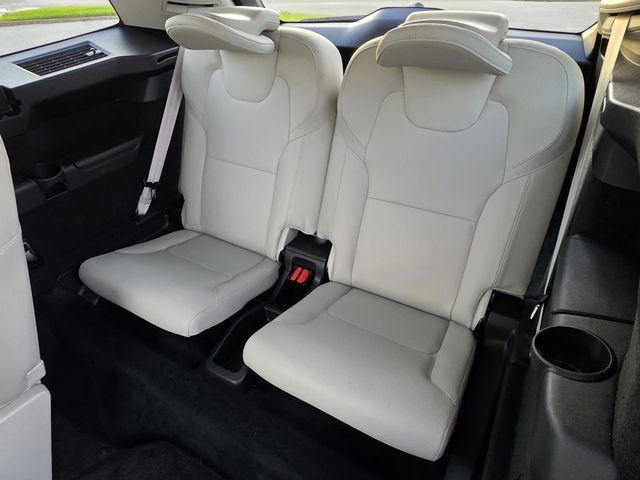 2021 Volvo XC90 T6 AWD Momentum 6P - 23007984 - 13