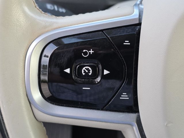 2021 Volvo XC90 T6 AWD Momentum 6P - 23007984 - 26