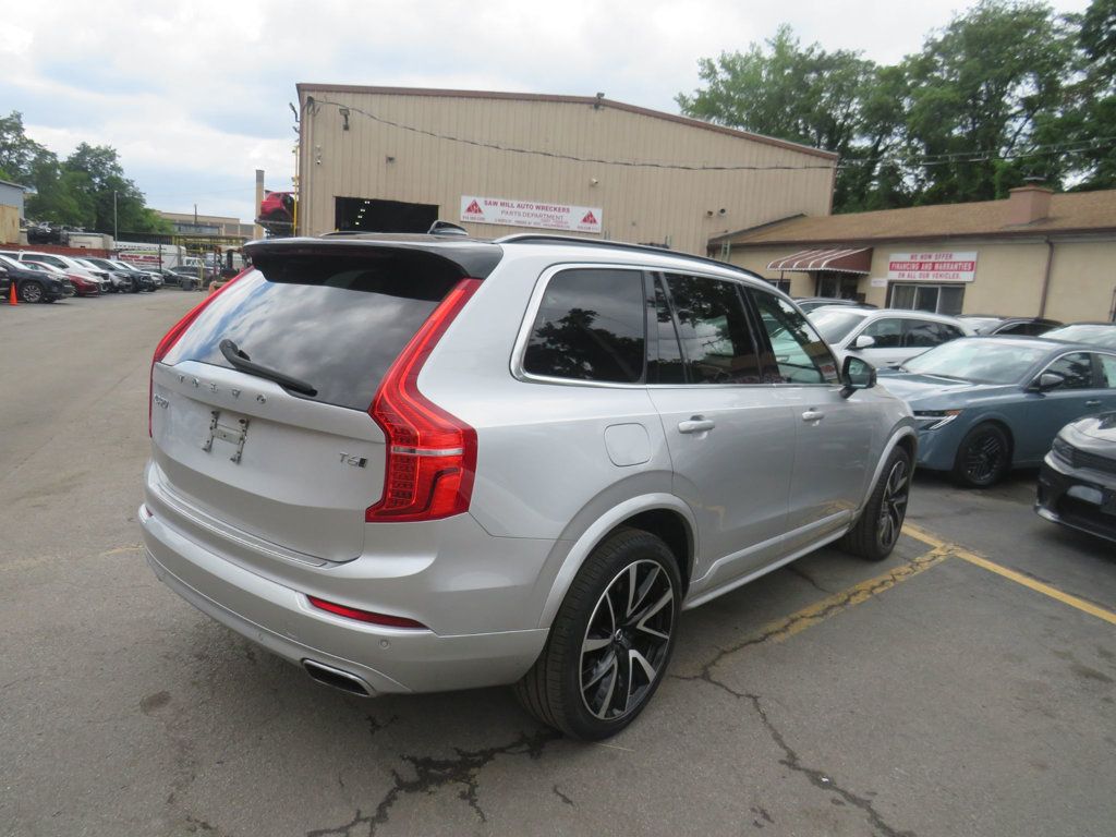 Volvo XC90 photo 4