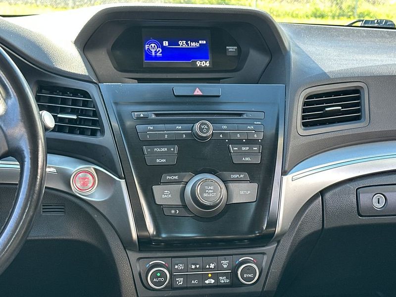 2022 Acura ILX Sedan - 23006692 - 14