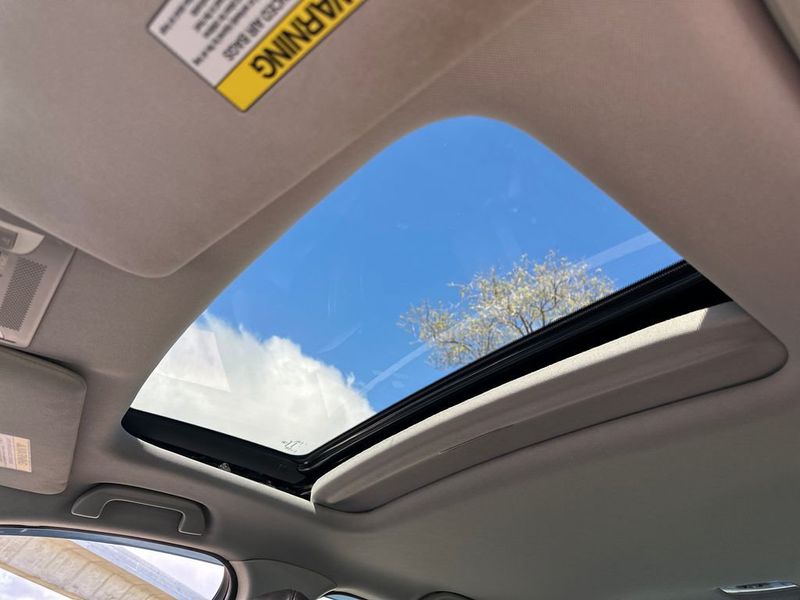 2022 Acura ILX Sedan - 23006692 - 18