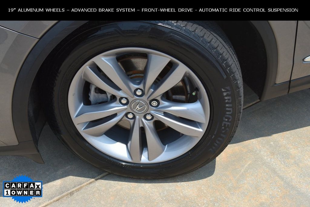 2022 Acura MDX Advance photo 3