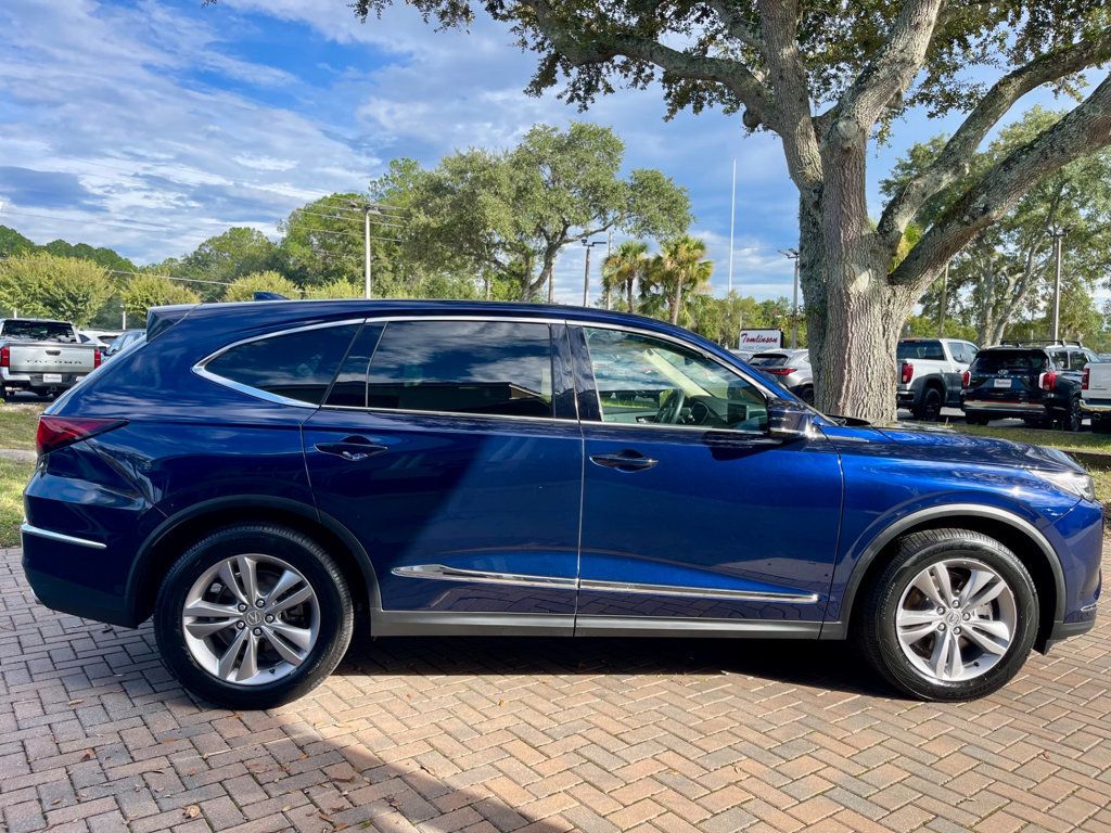 2022 Acura MDX photo 7