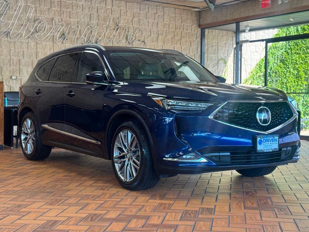 2022 Acura MDX SH-AWD Advance photo 4