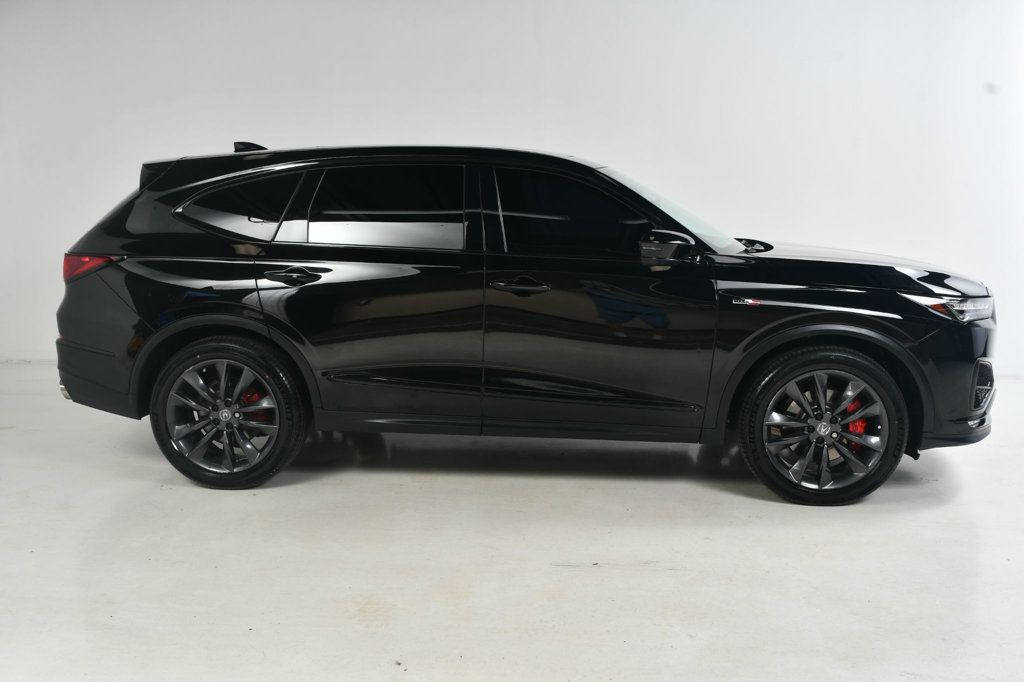 2022 Acura MDX Type S SH-AWD photo 3