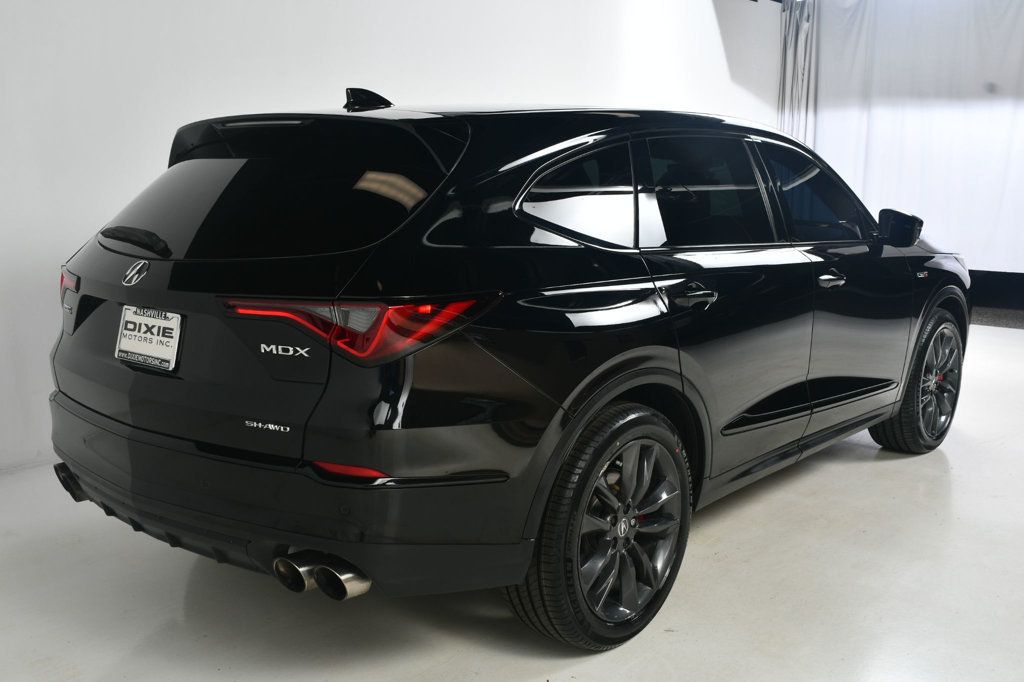 2022 Acura MDX Type S SH-AWD photo 4