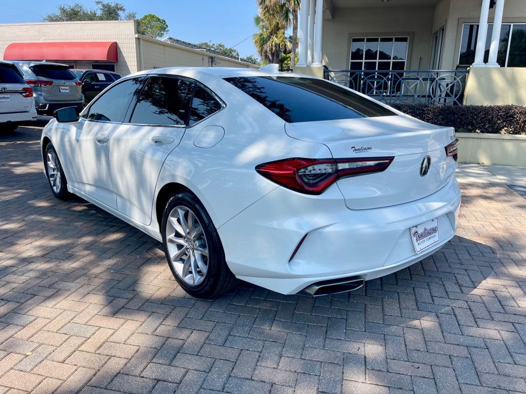 2022 Acura TLX photo 3