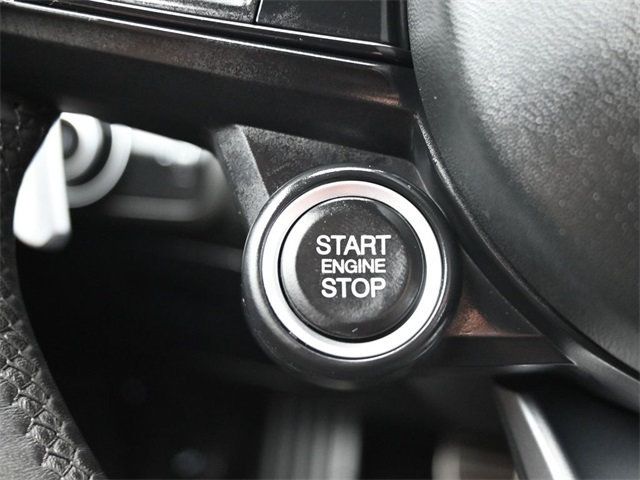 2022 Alfa Romeo Giulia AWD - 22960261 - 26