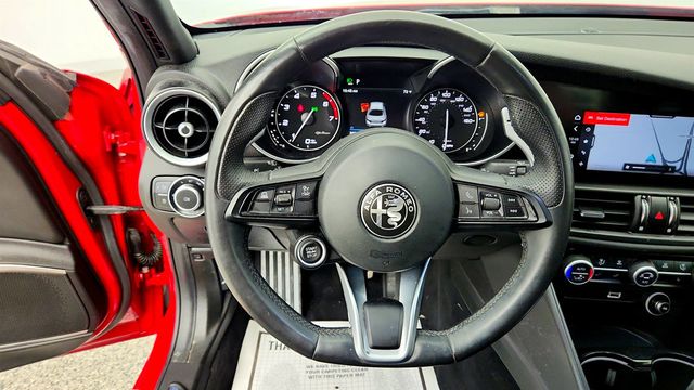 2022 Alfa Romeo Giulia AWD - 23036202 - 12