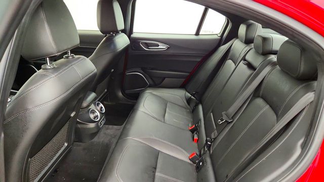2022 Alfa Romeo Giulia AWD - 23036202 - 19