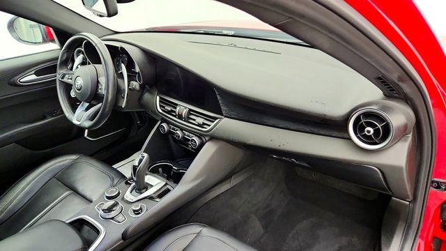 2022 Alfa Romeo Giulia AWD - 23036202 - 22