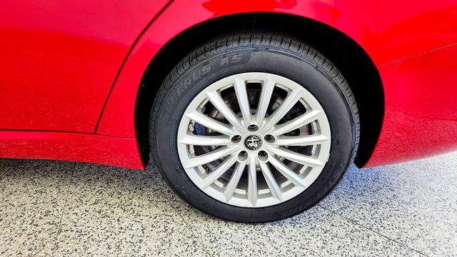 2022 Alfa Romeo Giulia AWD - 23036202 - 8