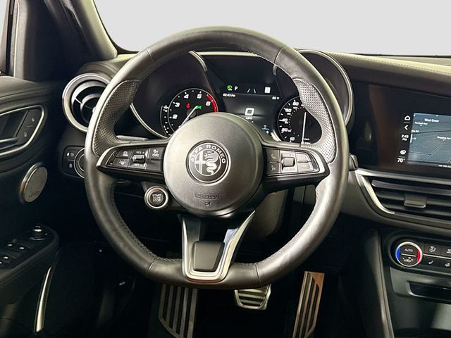 2022 Alfa Romeo Giulia Ti - 23040421 - 9