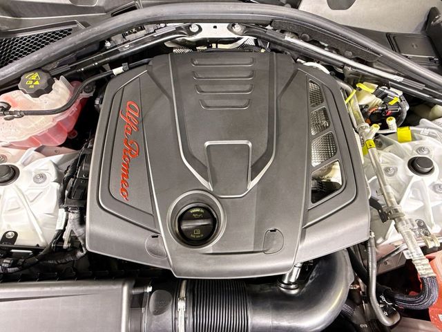 2022 Alfa Romeo Giulia Ti - 23040421 - 26