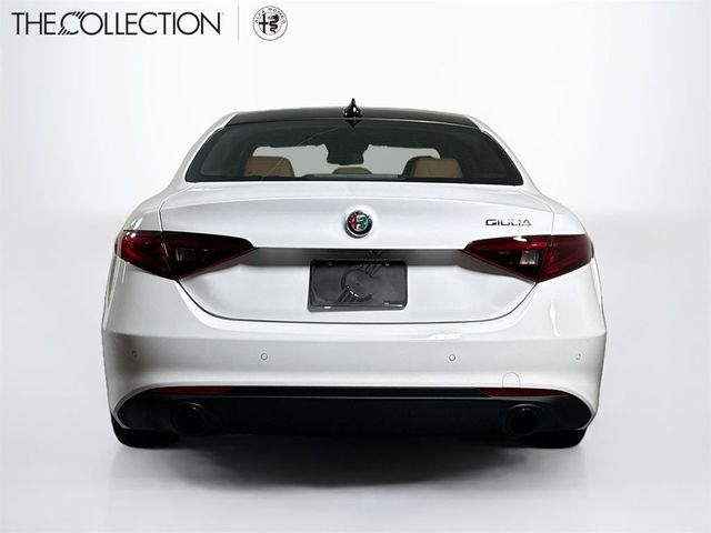 2022 Alfa Romeo Giulia Ti - 23040421 - 3