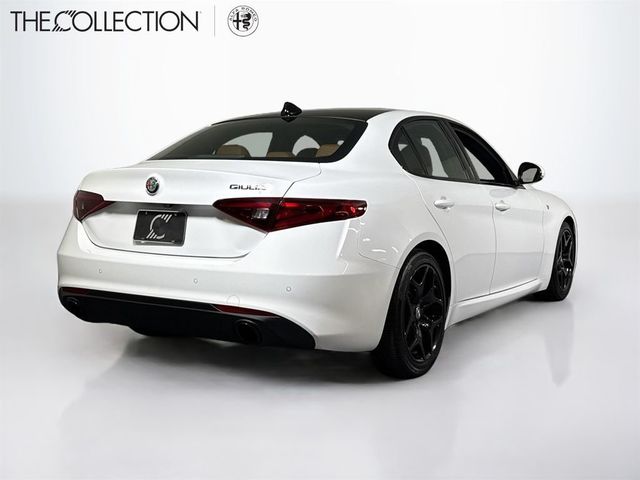 2022 Alfa Romeo Giulia Ti - 23040421 - 4