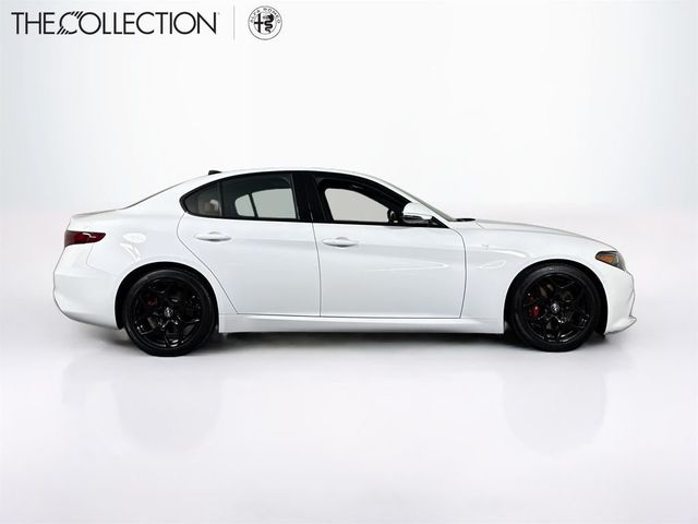 2022 Alfa Romeo Giulia Ti - 23040421 - 5