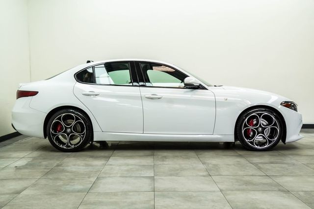 2022 Alfa Romeo Giulia Ti - 23042652 - 9