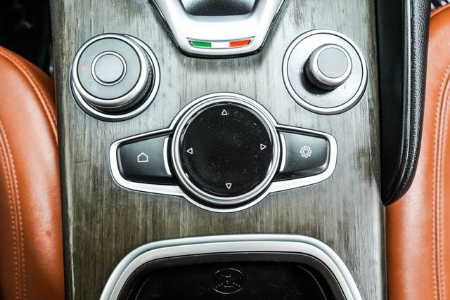 2022 Alfa Romeo Giulia Ti - 23042652 - 24