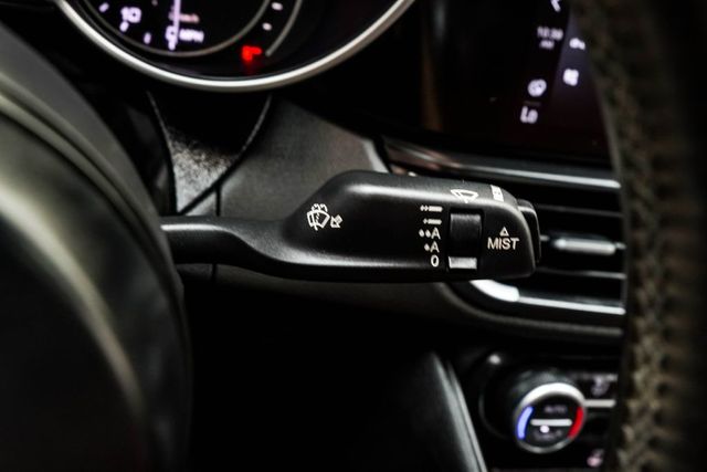 2022 Alfa Romeo Giulia Ti - 23042652 - 38