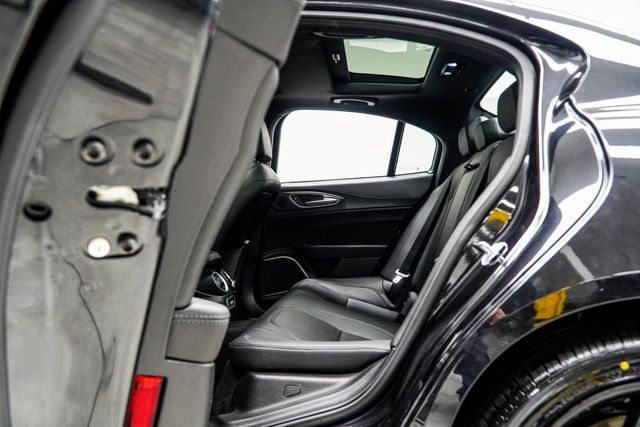 2022 Alfa Romeo Giulia Ti - 22977867 - 35