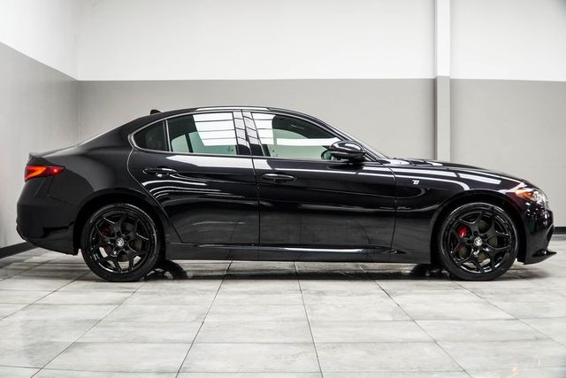 2022 Alfa Romeo Giulia Ti - 22977867 - 5