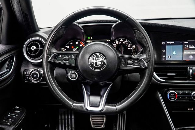 2022 Alfa Romeo Giulia Ti - 22953555 - 14