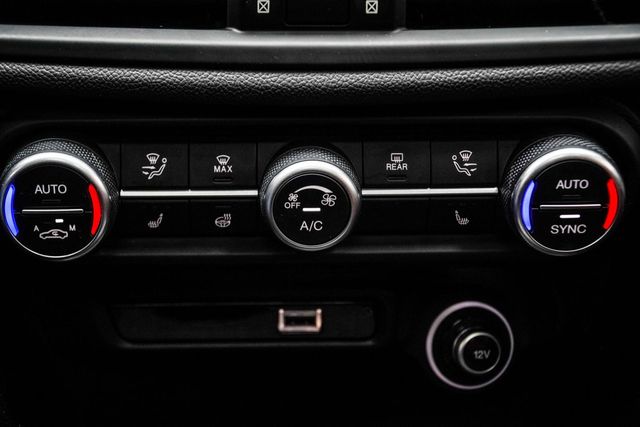 2022 Alfa Romeo Giulia Ti - 23040649 - 24