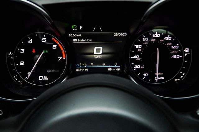 2022 Alfa Romeo Giulia Ti - 23040649 - 35