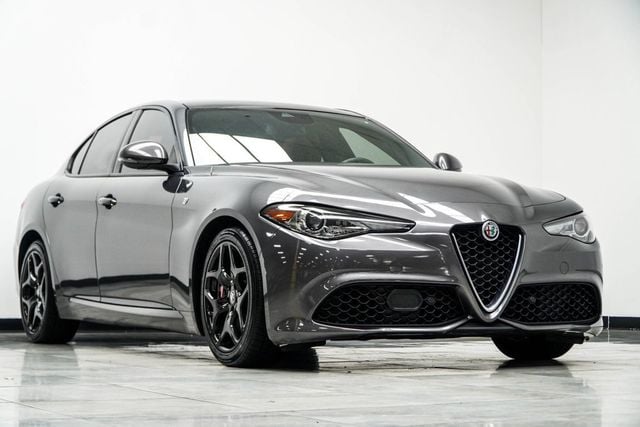2022 Alfa Romeo Giulia Ti - 23040649 - 3